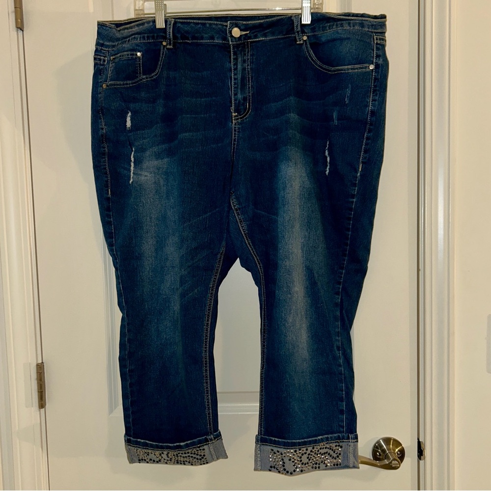 Plus Cropped Jeans with Embellished Cuffs